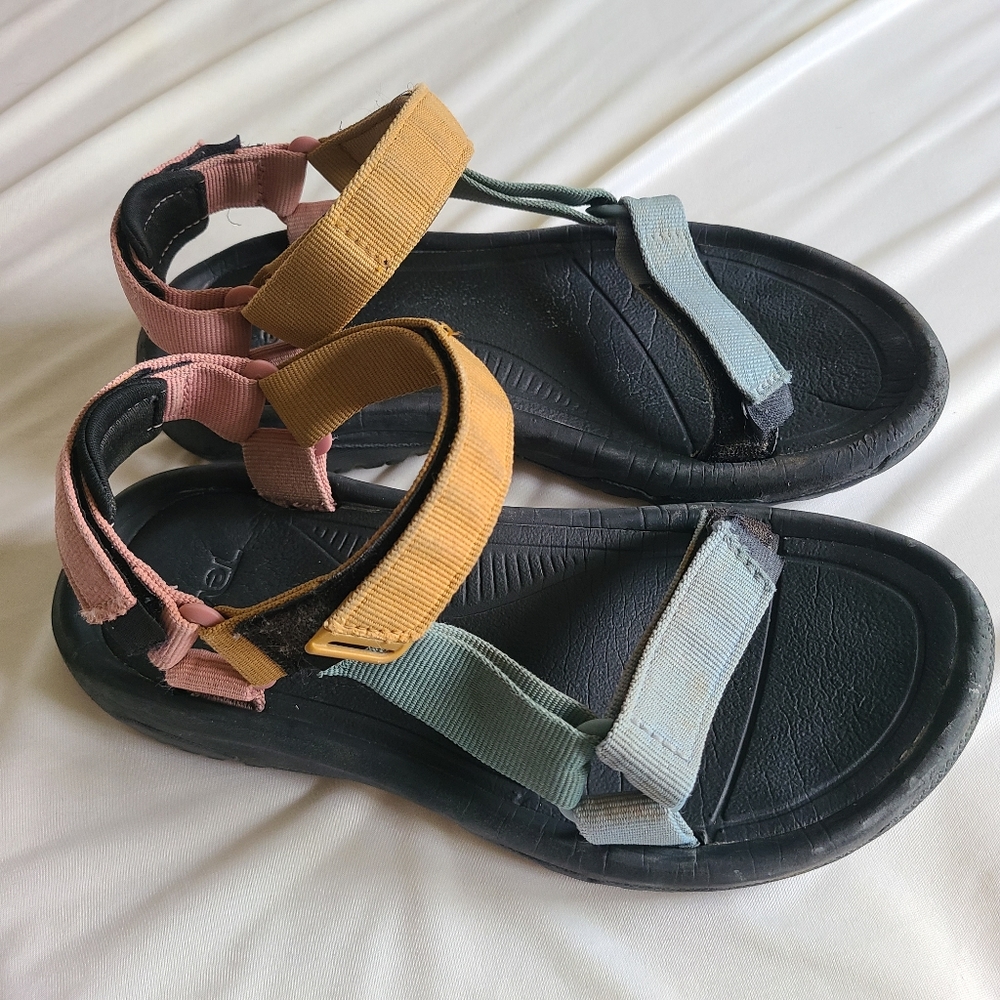 Teva Hurricane XLT2 light multi